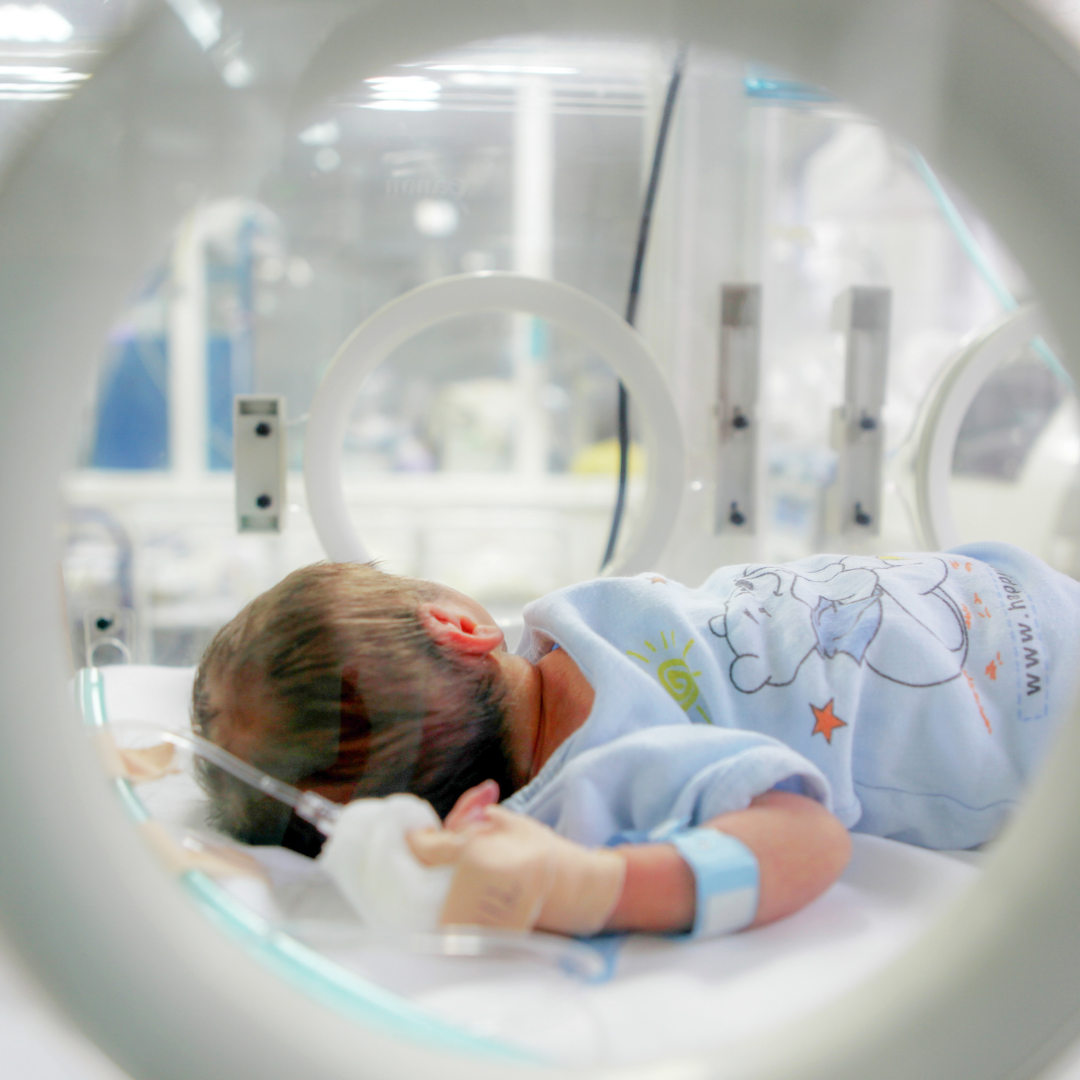 Mali heroji: priča o prevremeno rođenoj djeci, zaštiti nedonoščadi i prvim inkubatorima na svijetu